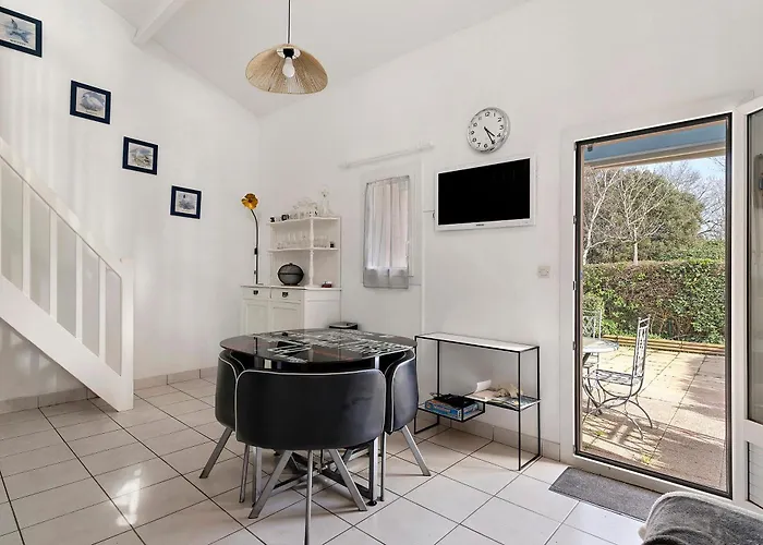 M112 - L'oree Du Golf * Pornic